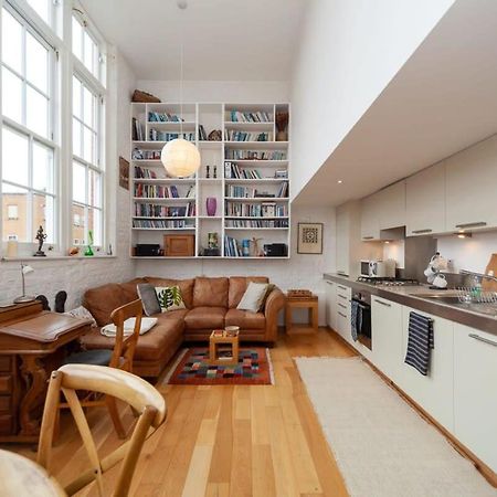 Charming 1 Bedroom Apartment In Old School House London Exterior foto